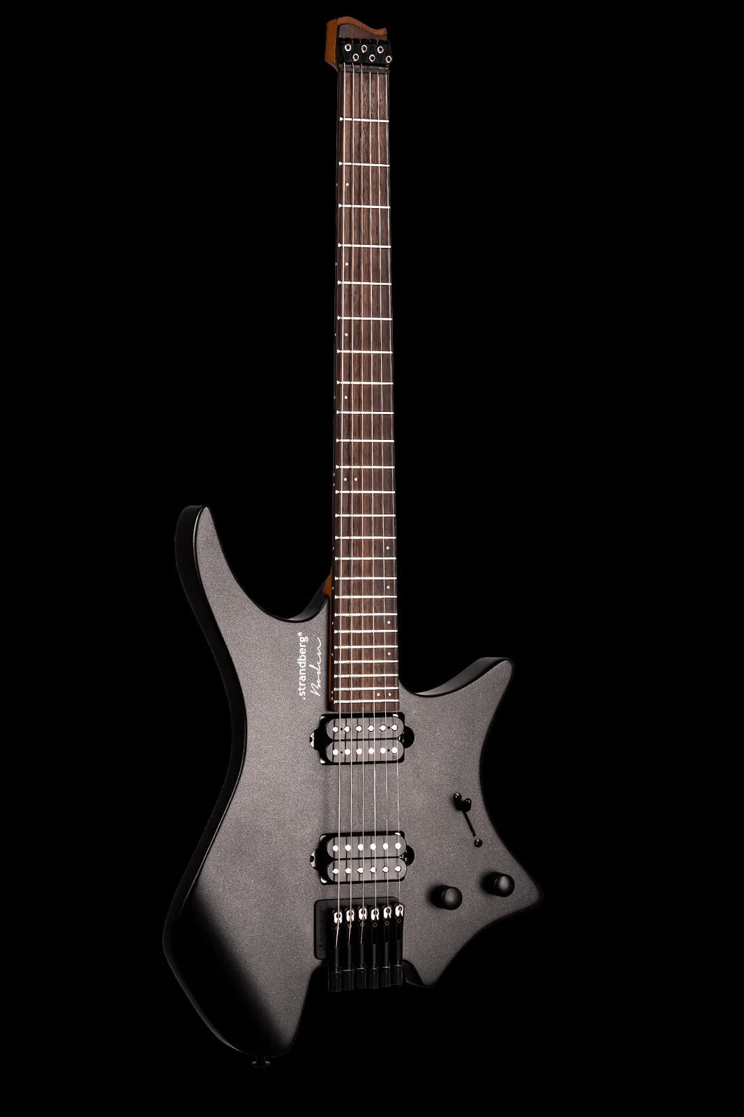 .strandberg* Boden Essential, Graphite Black