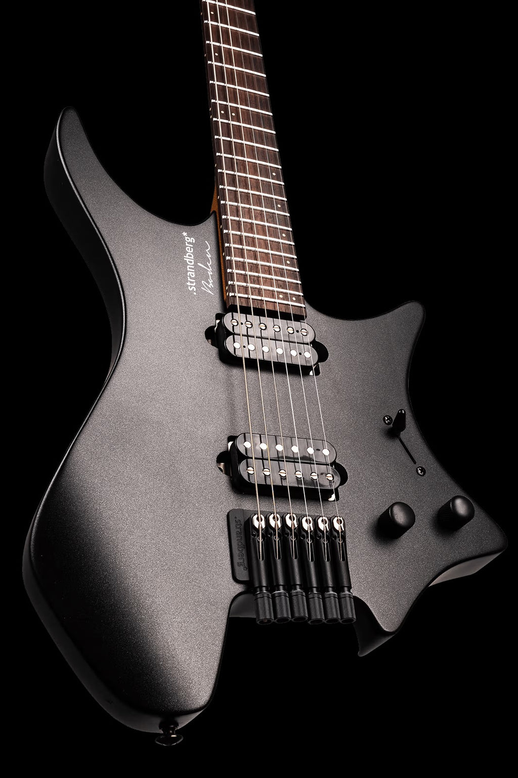 .strandberg* Boden Essential, Graphite Black